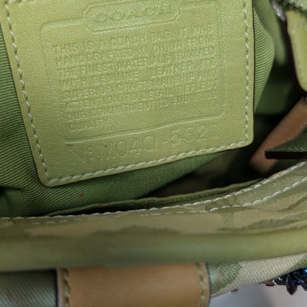 Coach Soho Optic Ladybug Handbag Signature Canvas Vintage RARE - Picture 14 of 15